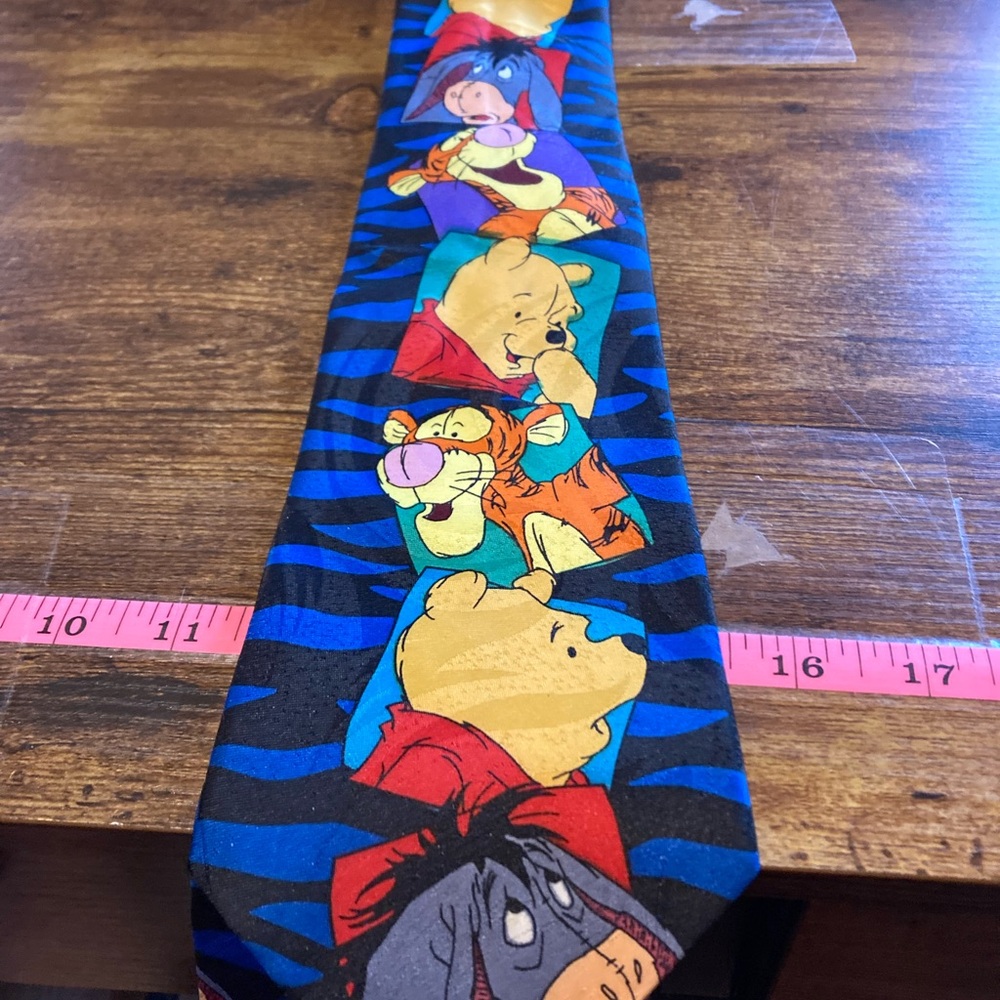 Vintage Winnie the Pooh necktie